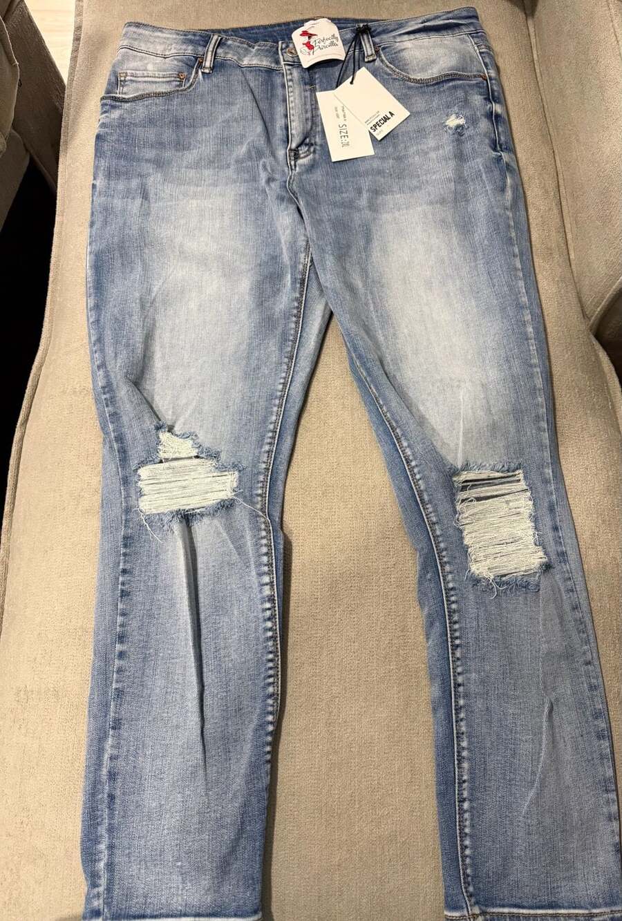 Special A Want It All Distressed Skinny Jeans Size 2XL Light Wash